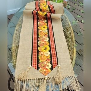 Burlap fall/Thanksgiving table runner